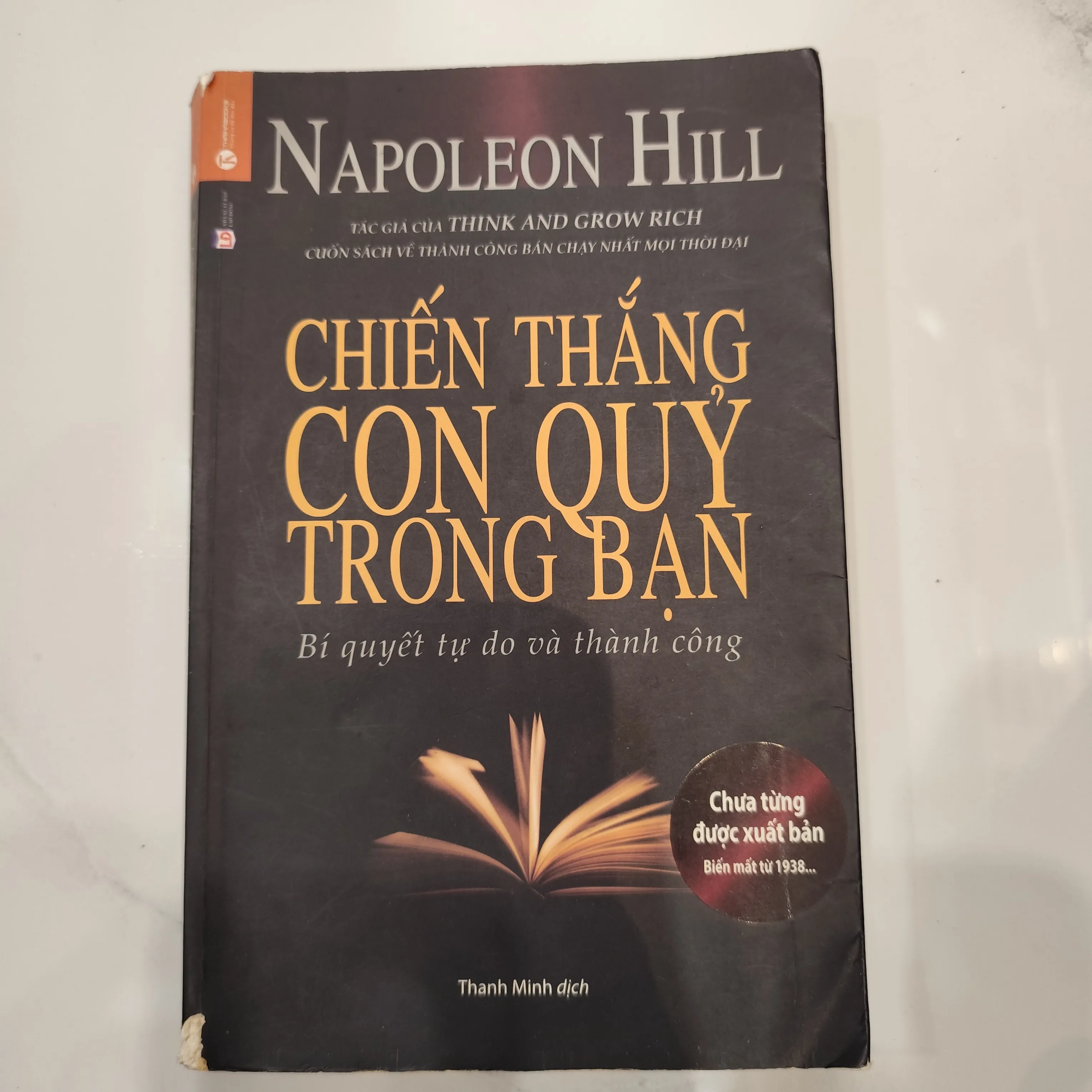 Chiến thắng con quỷ trong bạn by  - Sách Book Cover - Ngọc Hiển Books