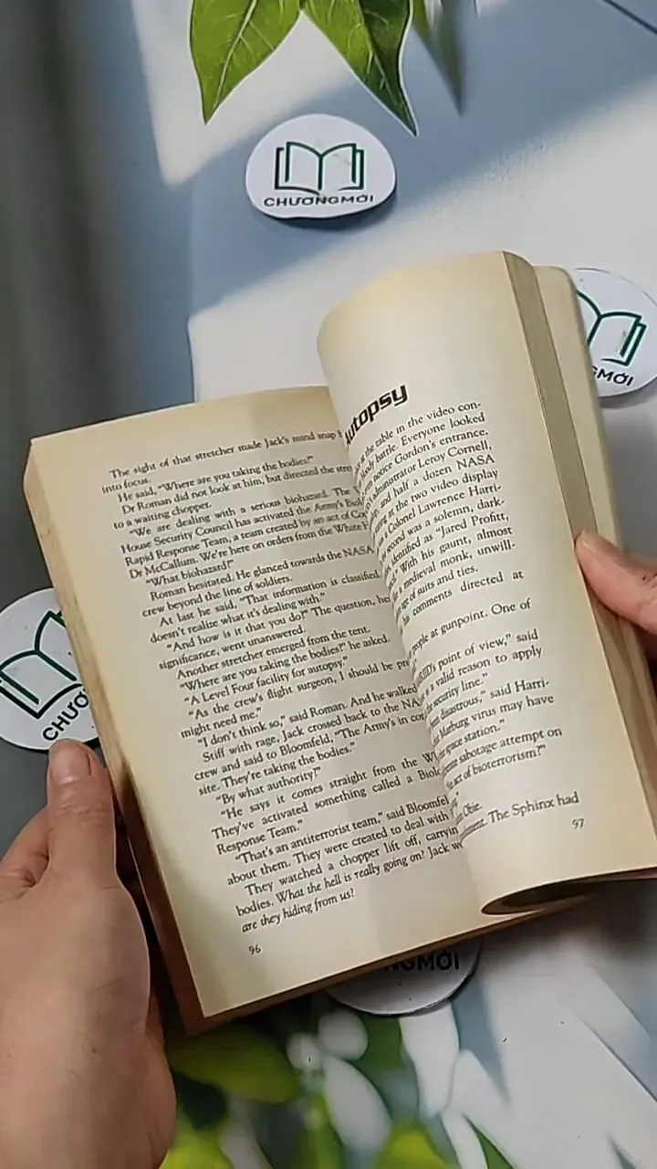 Gravity - Tess Gerriten 703096