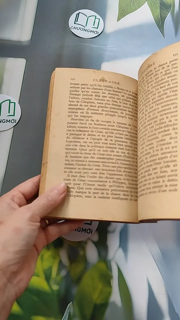 [MIỄN PHÍ BỌC SÁCH] [XƯA] Cléopâtre: Reine des Rois (1956) - Oscar de Wertheimer 754444