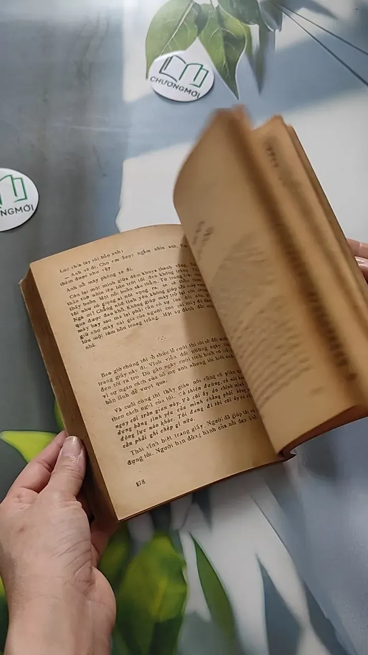 [XƯA] Nuốt Dòng Nước Mắt (1991) - Hương Trà 776051