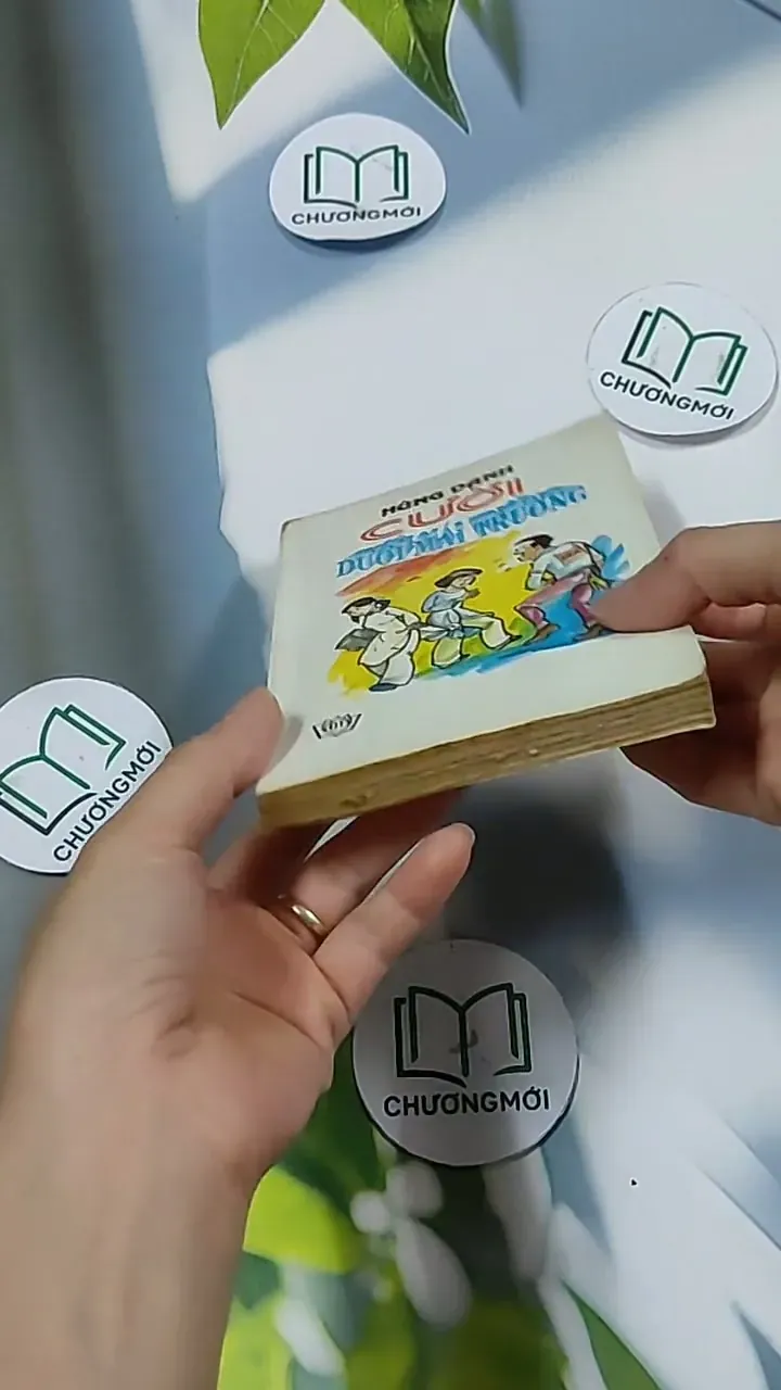 Cười Dưới Mái Trường - Hùng Danh 703149