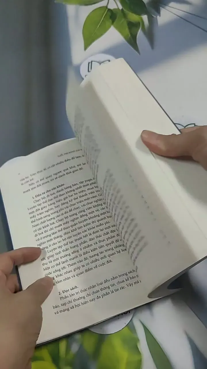 Tuổi Trẻ Đáng Giá Bao Nhiêu - Rosie Nguyễn 715611