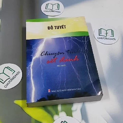 Chuyện Tình Sét Đánh - Đỗ Tuyết