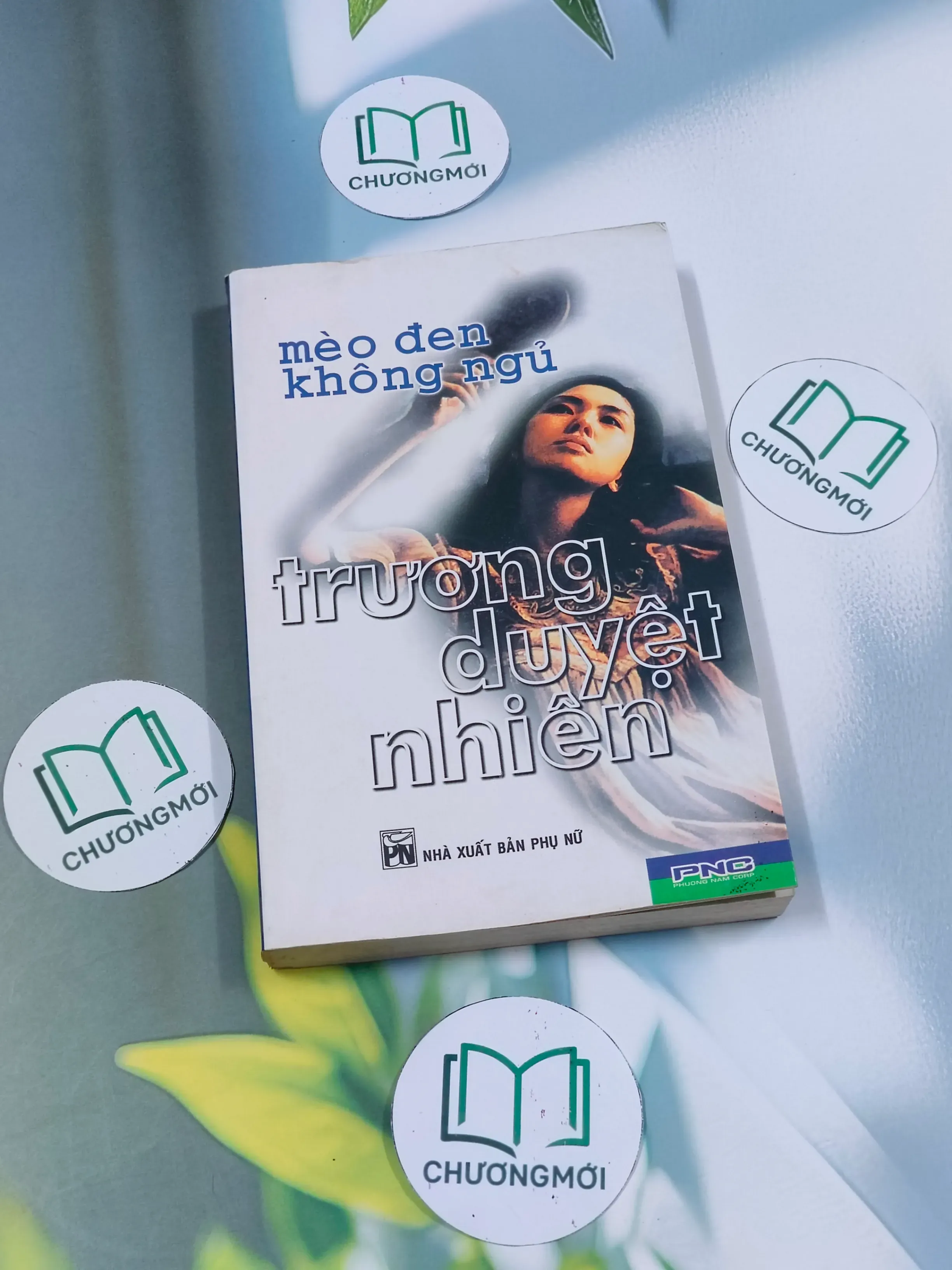 Mèo đen không ngủ - Trương Duyệt Nhiên