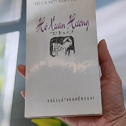 Thơ Hồ Xuân Hương (2006) - Hồ Xuân Hương