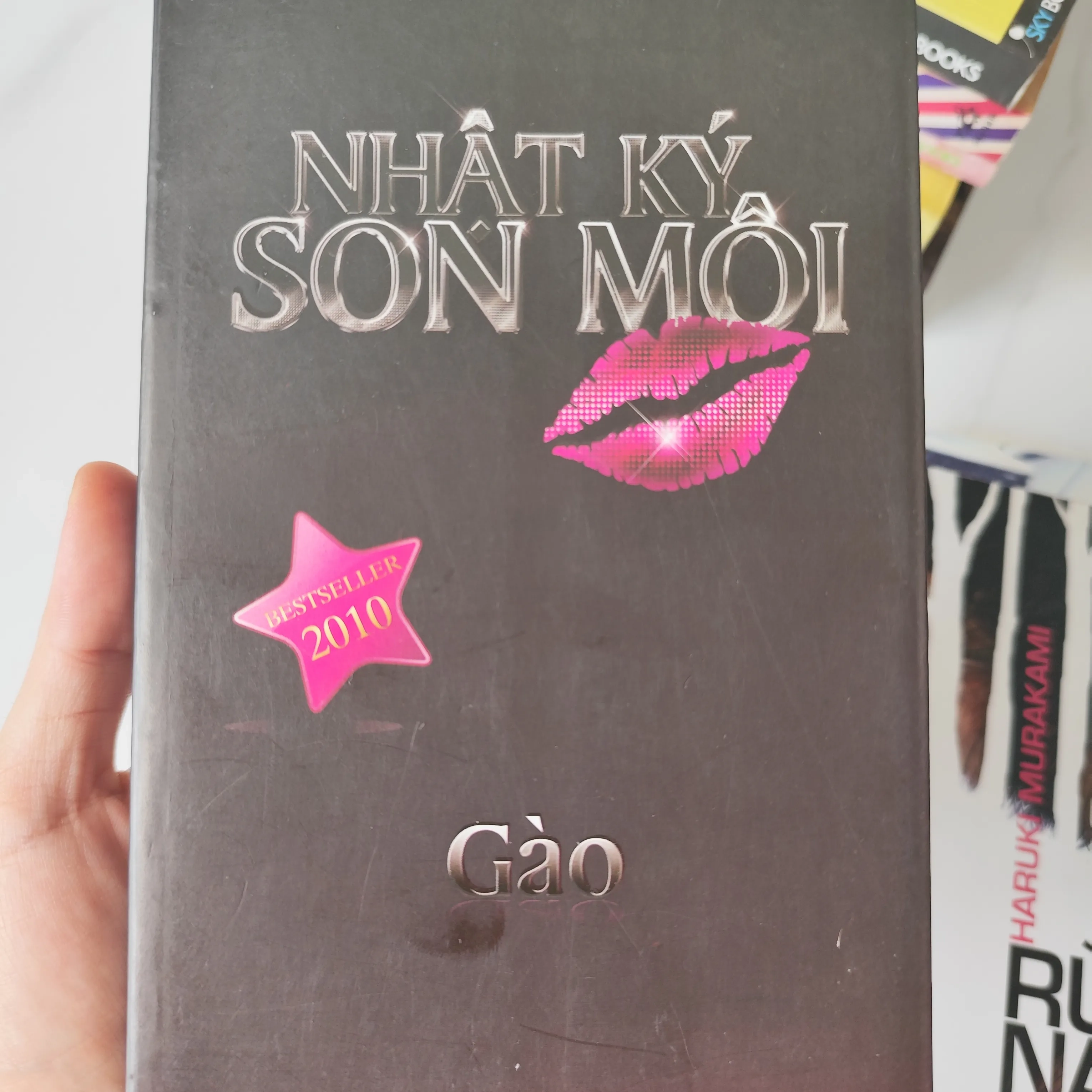 Nhật ký son môi by  - Sách Book Cover - Ngọc Hiển Books