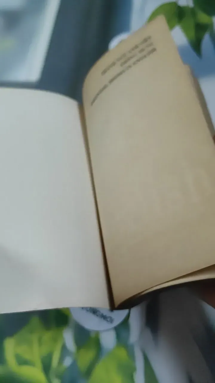 Thành Ngữ Anh Việt Thông Dụng (Essential Idioms In English) - Anh Thư 727339