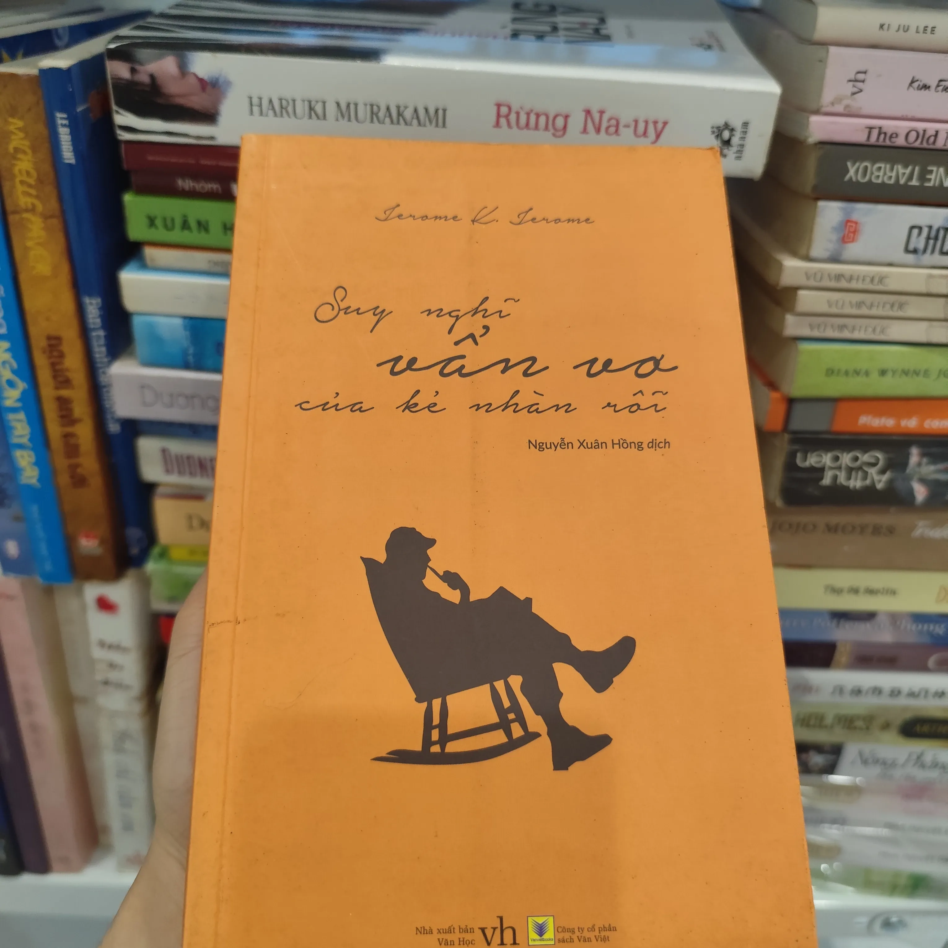 Suy nghĩ vẫn vơ của kẻ nhàn rỗi by  - Sách Book Cover - Ngọc Hiển Books