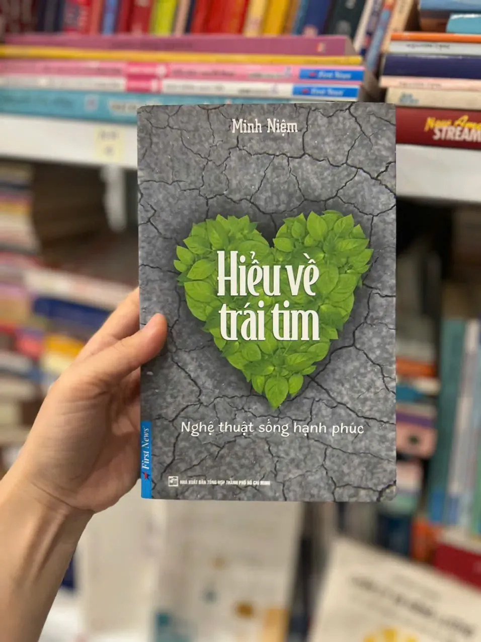 Hiểu Về Trái Tim - Minh Niệm by  - Sách Book Cover - Ngọc Hiển Books