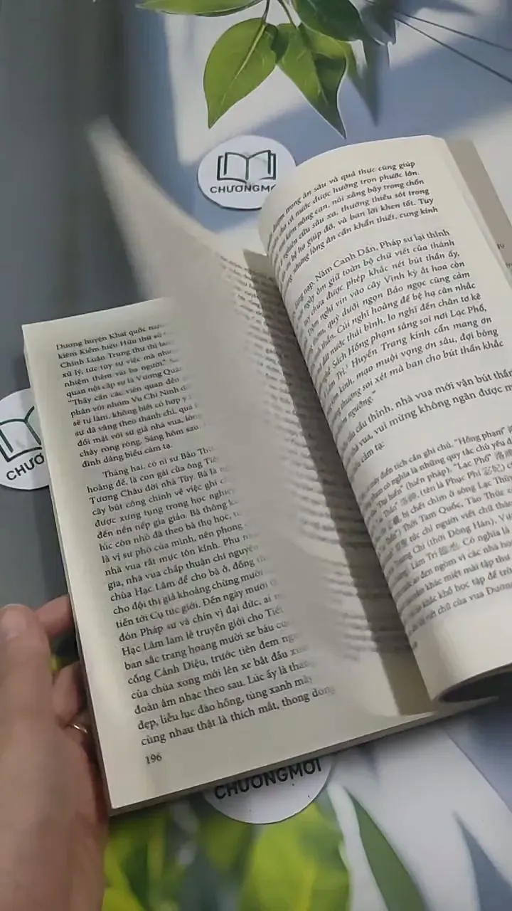 [MIỄN PHÍ BỌC SÁCH] Cuộc Đời Và Sự Nghiệp Của Đại Sư Huyền Trang (Có Chữ Ký Đại Đức Thích 715614