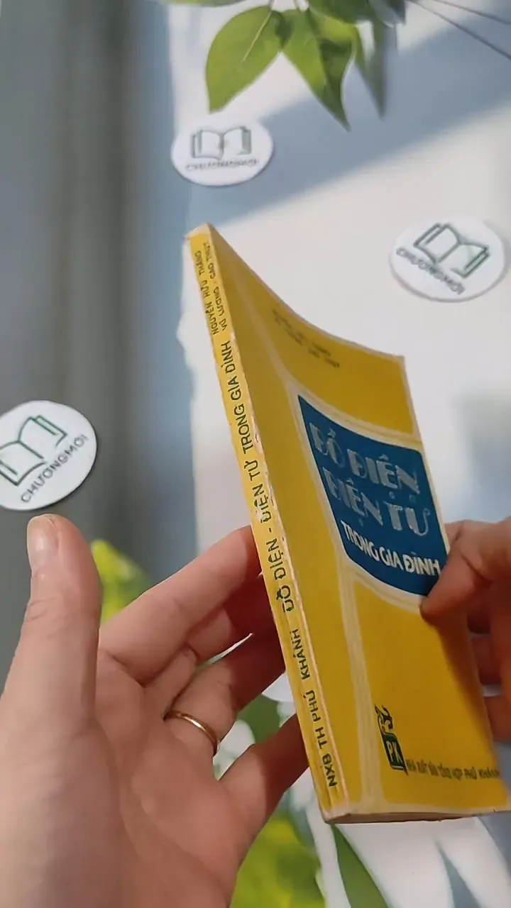 Đồ Điện Tử Trong Gia Đình - Nguyễn Hữu Tháng & Vũ Lương & Cao Thụy 713820