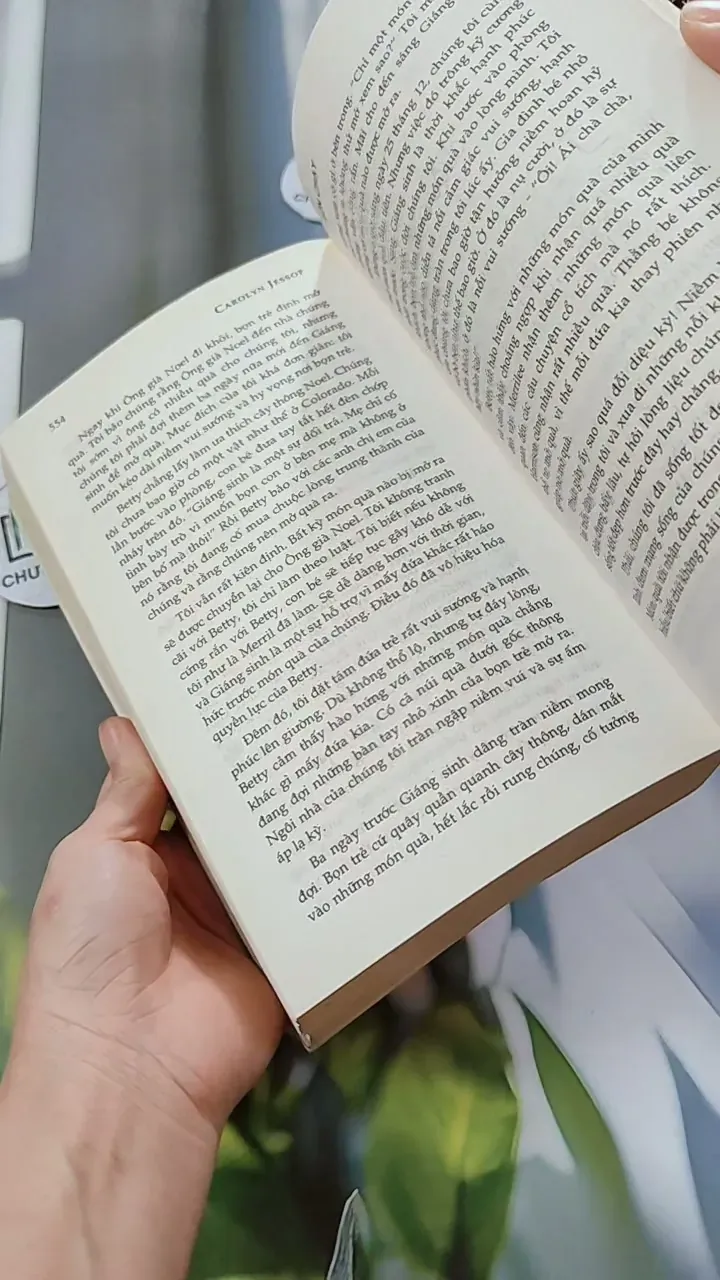 Trốn Chạy - Carolyn Jessop & Laura Palmer 744682