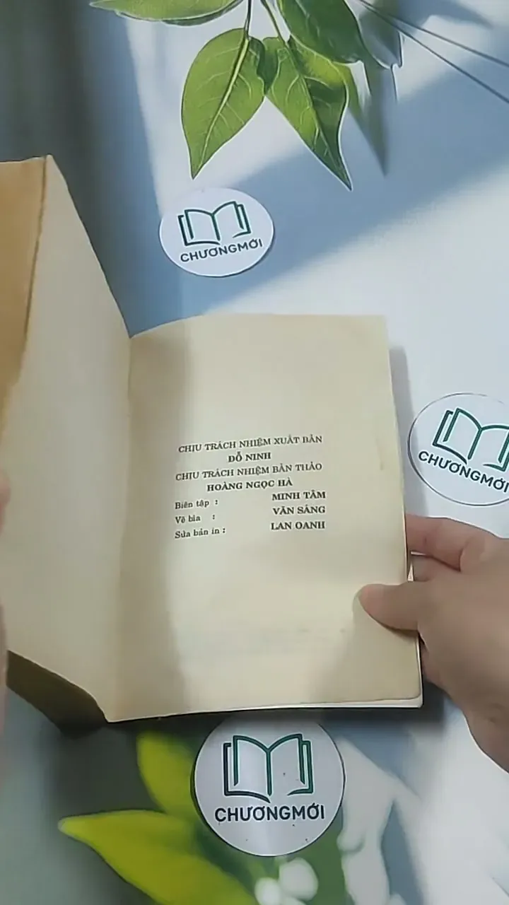 Nhà băng tập 2 - Arthur Hailey 695001