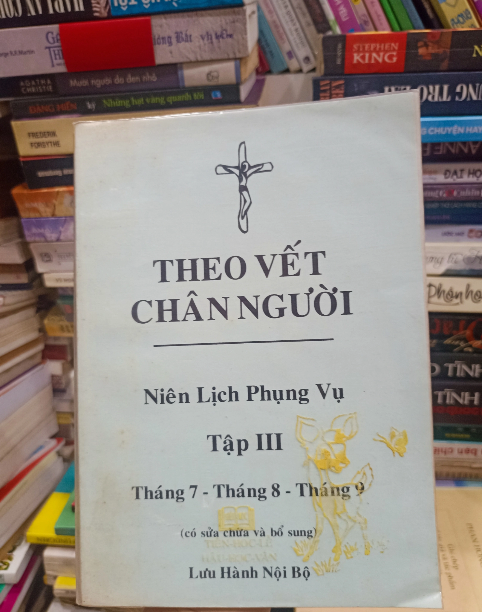 Theo vết chân Người tập 3 🌻 by  - Sách Book Cover - Ngọc Hiển Books