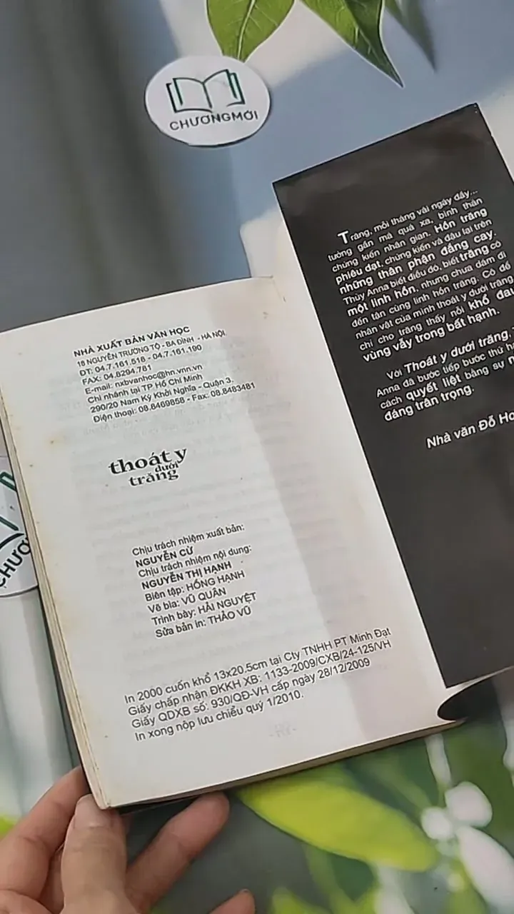 Thoát Y Dưới Trăng - Thuỷ Anna 705583