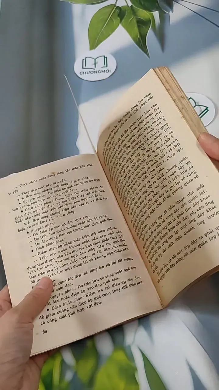 Đồ Điện Tử Trong Gia Đình - Nguyễn Hữu Tháng & Vũ Lương & Cao Thụy 713820