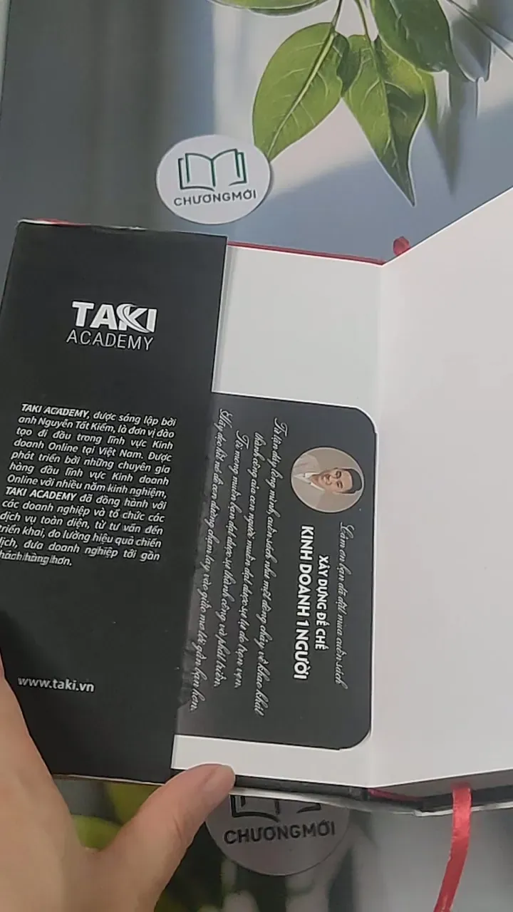 Xây dựng đế chế kinh doanh một người - Nguyễn Tất Kiểm 688460