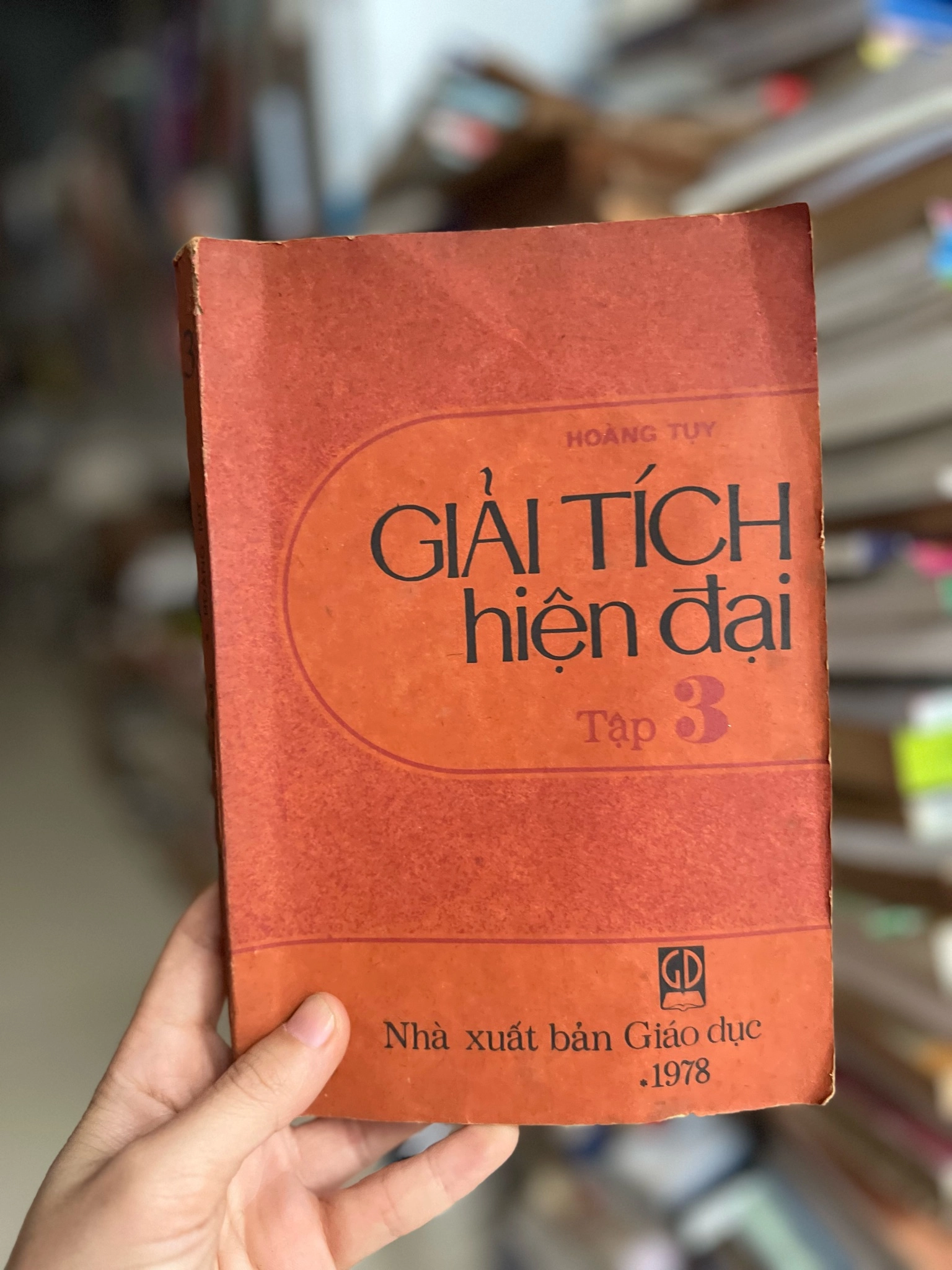 Giải tích hiện đại tập 3 - Hoàng Tuỵ 1978 by  - Sách Book Cover - Ngọc Hiển Books