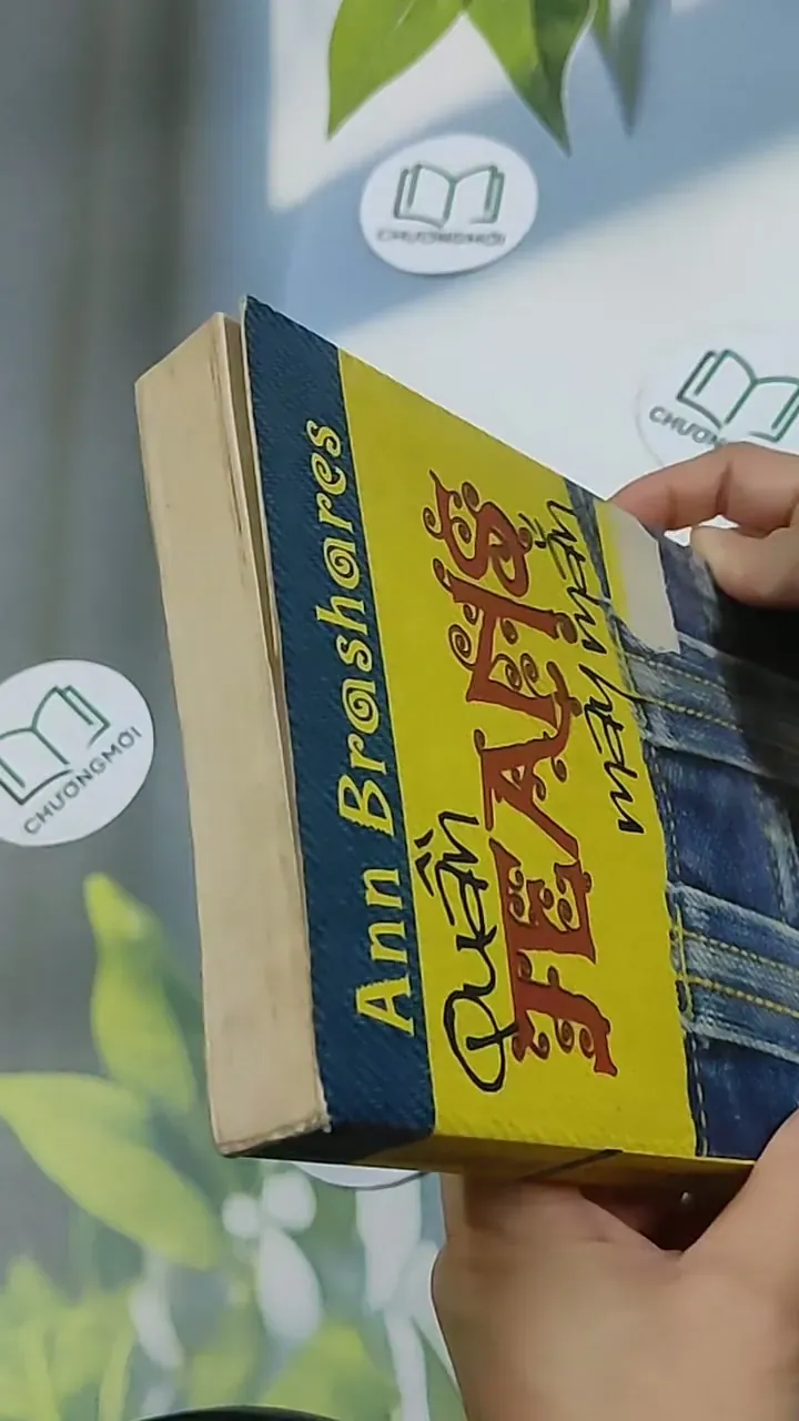 Quần jean may mắn - Ann Brashares 698570