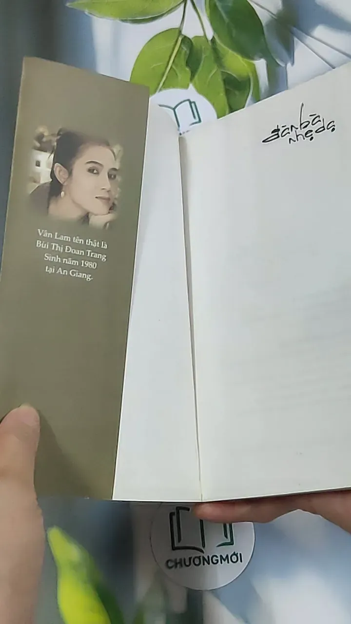 Đàn bà nhẹ dạ - Vân Lam 688716