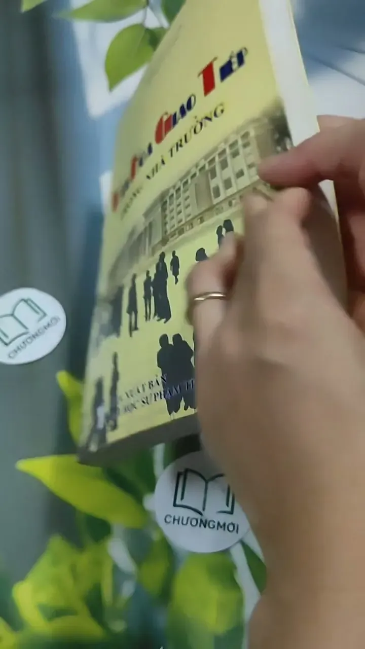 Văn Hóa Giao Tiếp Trong Nhà Trường - ThS. Nguyễn Thị Kim Ngân 707305