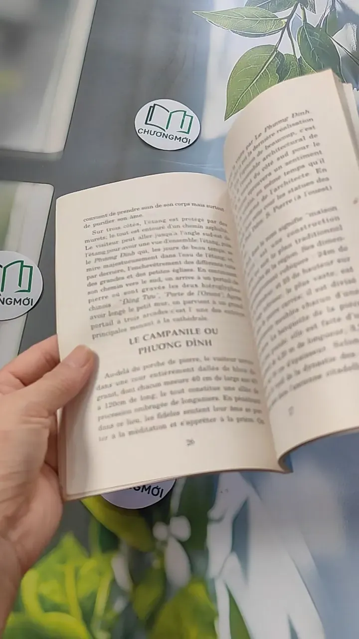 [MIỄN PHÍ BỌC SÁCH] [XƯA] Song ngữ Évêché de Phat Diem (Phat Diem Bishop's House) (1995) 754429