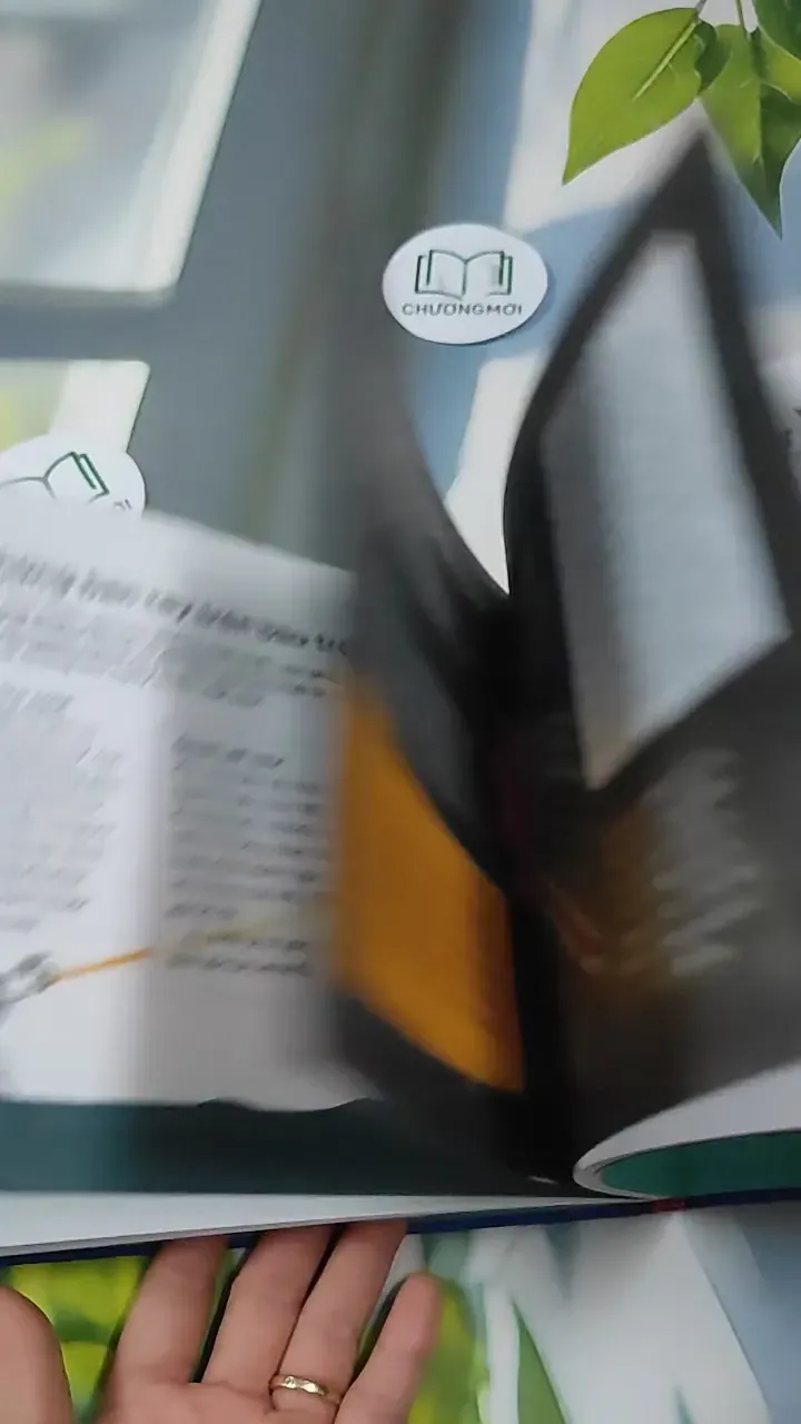 Thiên Văn Hấp Dẫn - Malcolm Croft 727312