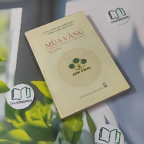 Mùa Vàng - Tuyển Tập Văn Học Nghệ Thuật 50 Năm