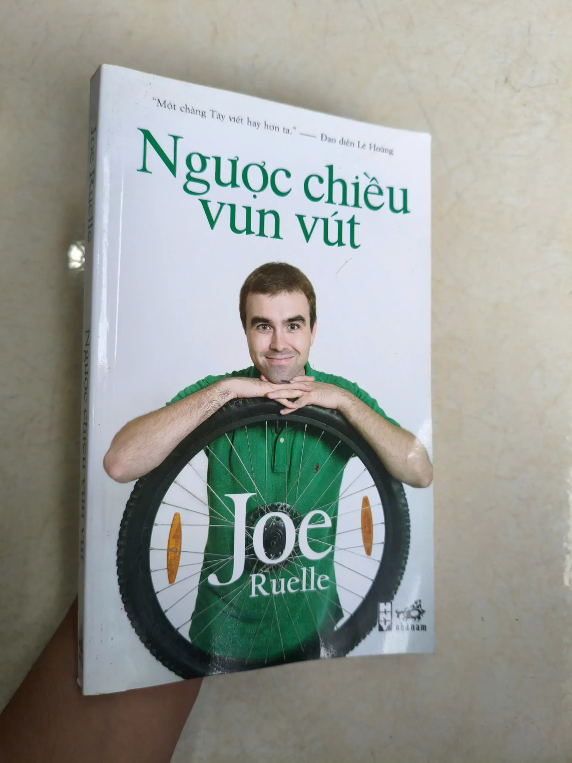 Ngược Chiều Vun Vút by Joe Ruelle - Sách Book Cover - Ngọc Hiển Books