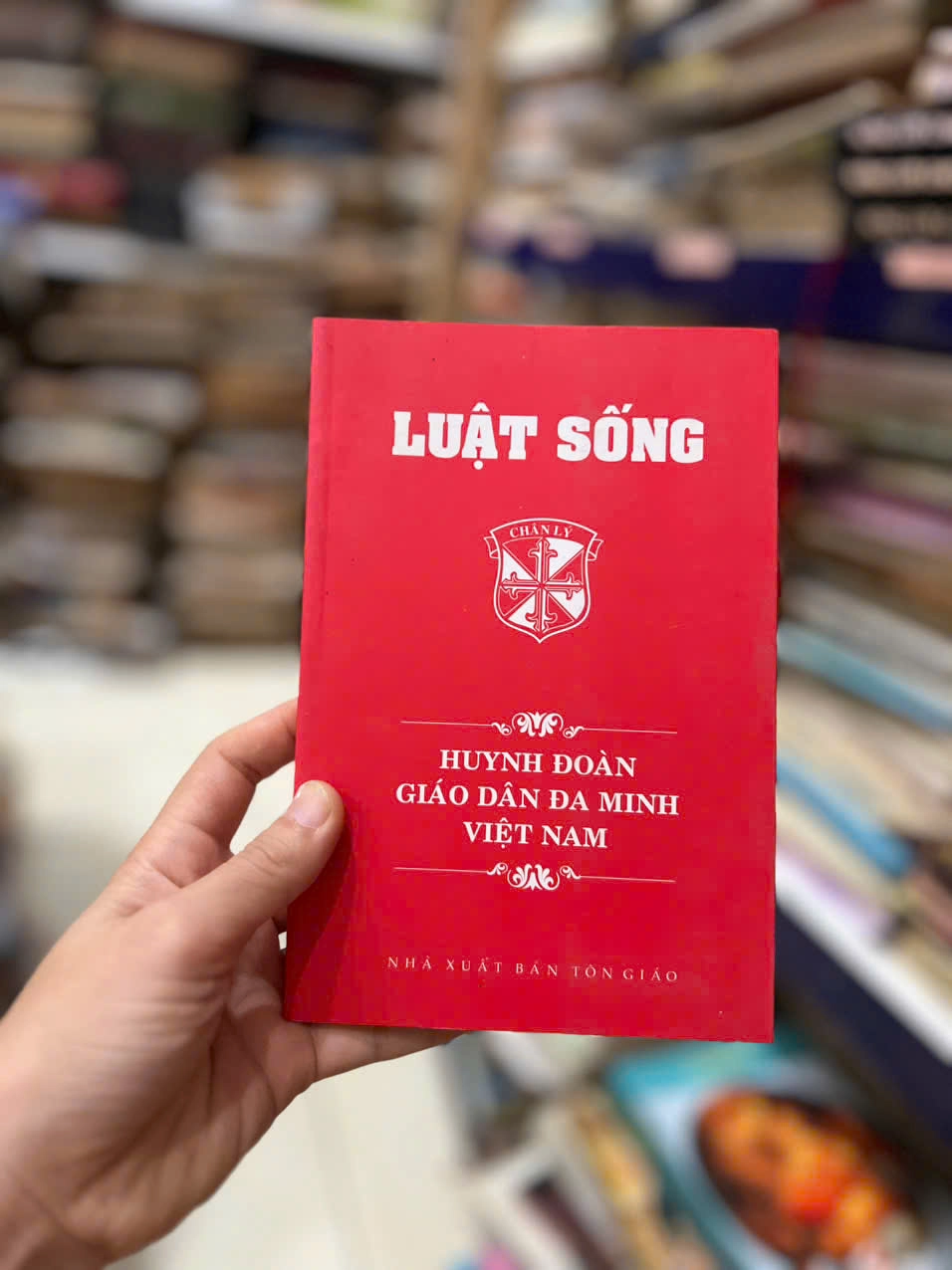 Luật Sống Huynh Đoàn Giáo Dân Đa Minh Việt Nam by  - Sách Book Cover - Ngọc Hiển Books