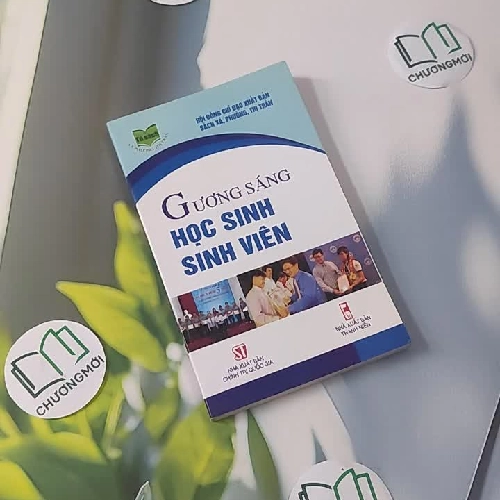 Gương Sáng Học Sinh, Sinh Viên