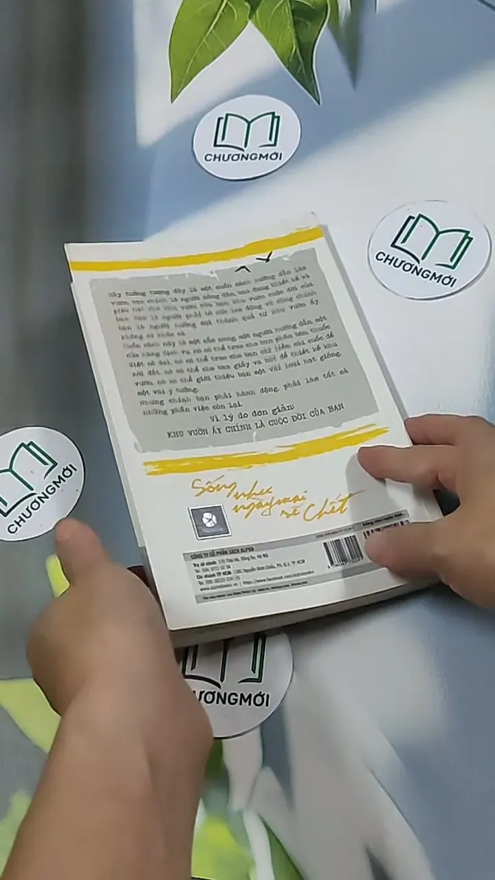 Sống như ngày mai sẽ chết - Phi Tuyết 698578