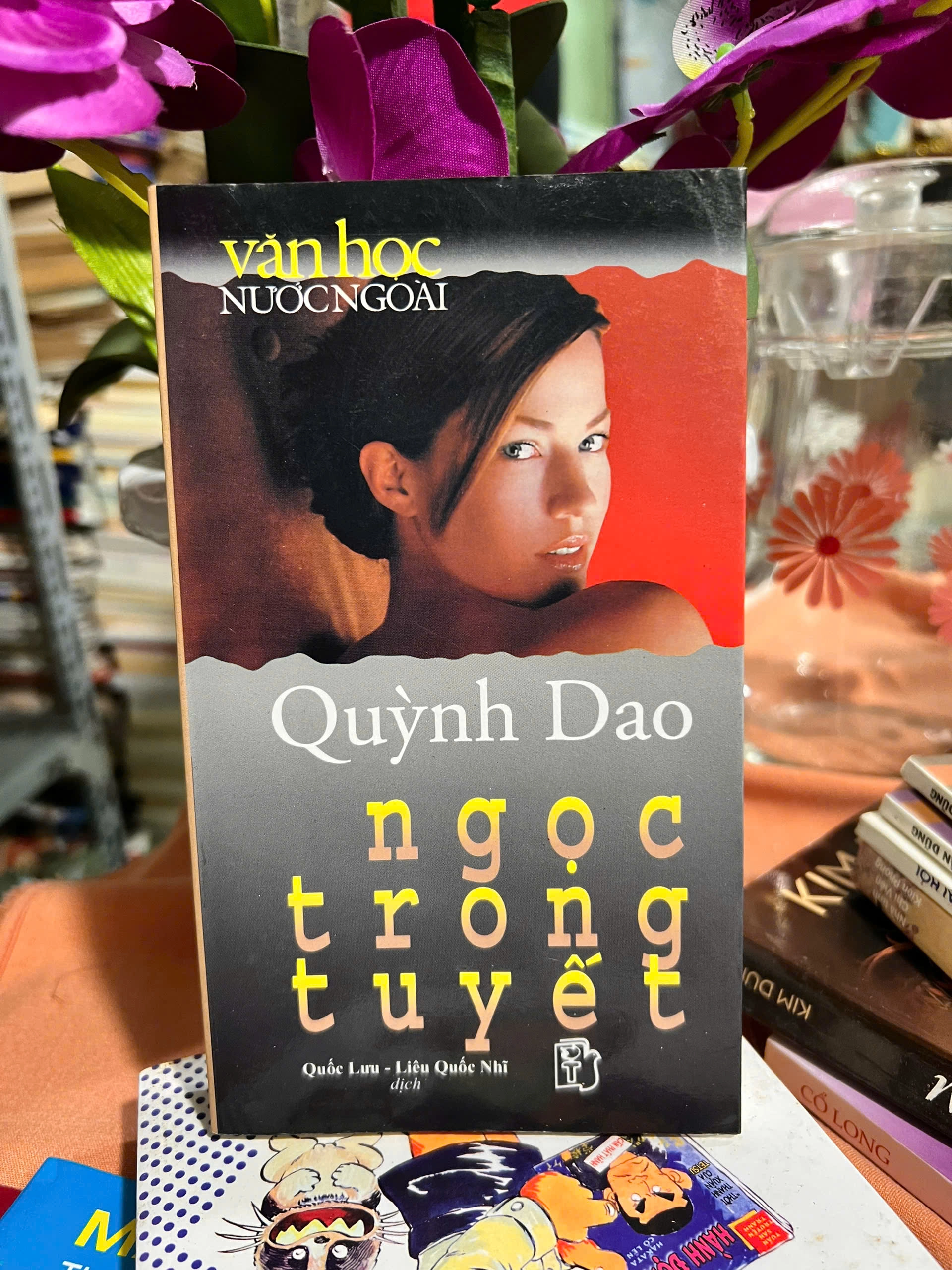 Ngọc Trong Tuyết + Một Khúc Thu Ca - Quỳnh Dao by  - Sách Book Cover - Ngọc Hiển Books