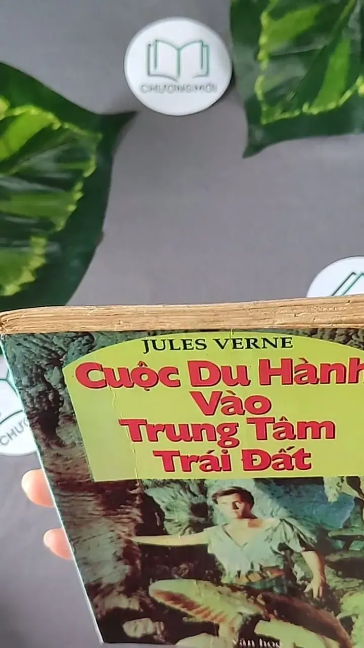 Cuộc Du Hành Vào Trung Tâm Trái Đất (1996) - Jules Verne 604595