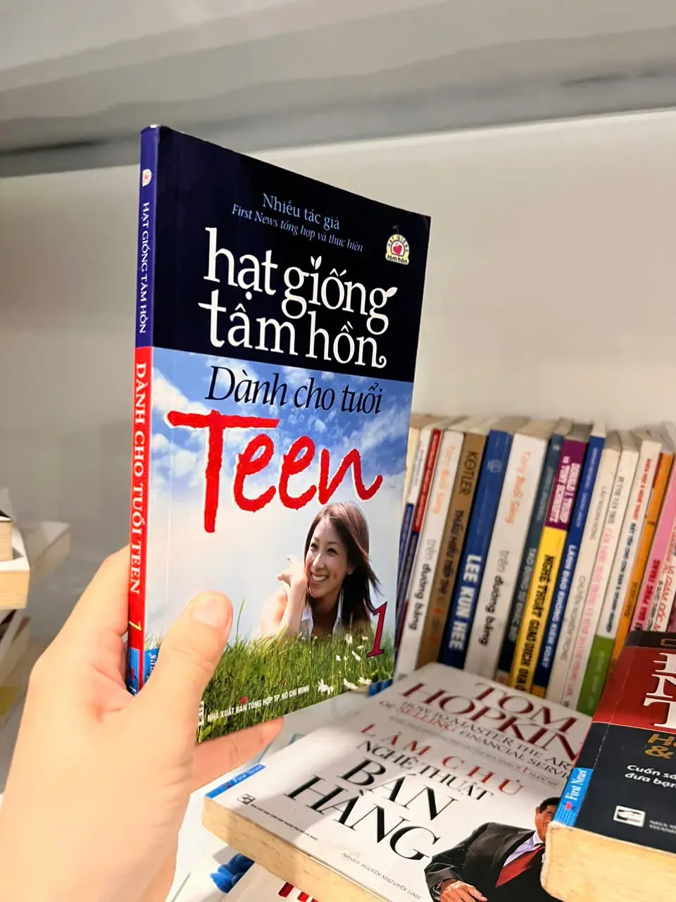 Hạt Giống Tâm Hồn Dành Cho Tuổi Teen by  - Sách Book Cover - Ngọc Hiển Books
