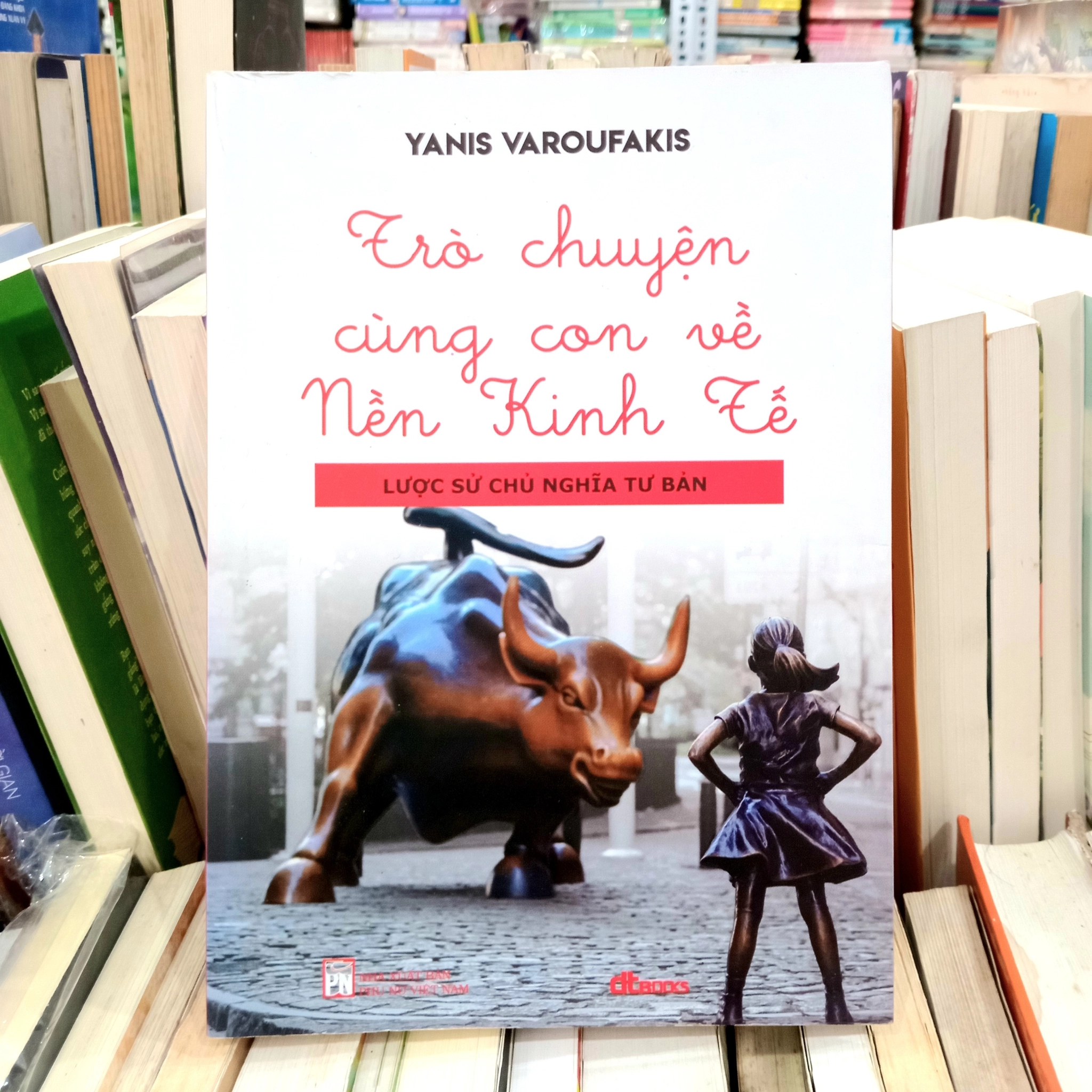 Trò chuyện cùng con về nền kinh tế 📚 by Yanis Varoufakis - Sách Book Cover - Ngọc Hiển Books