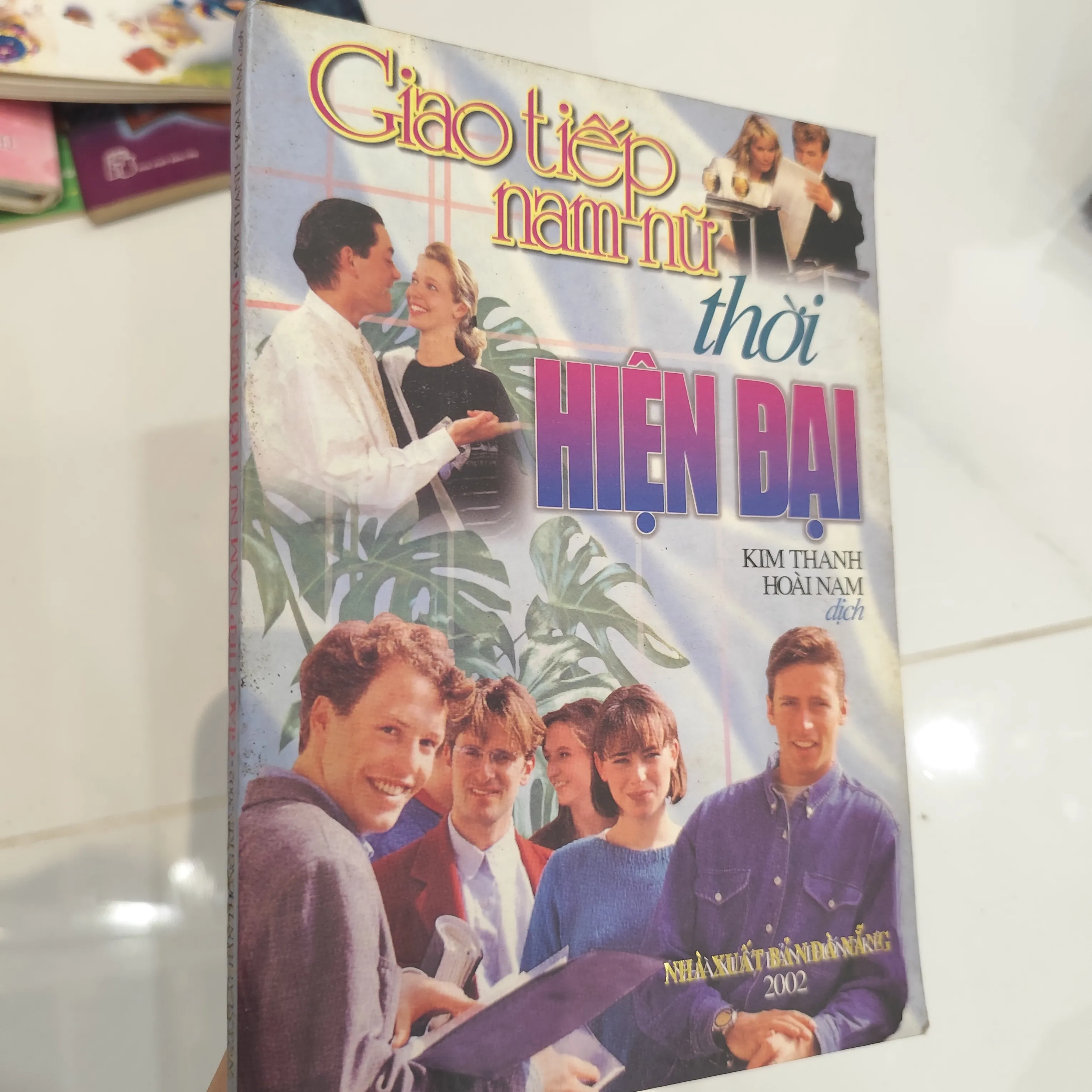 Giao tiếp nam nữ thời hiện đại by  - Sách Book Cover - Ngọc Hiển Books