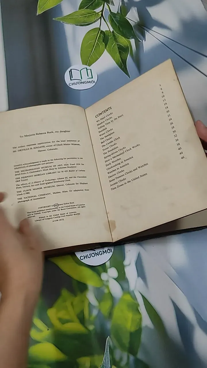 Clocks Tell the Time - Ocean House 750750