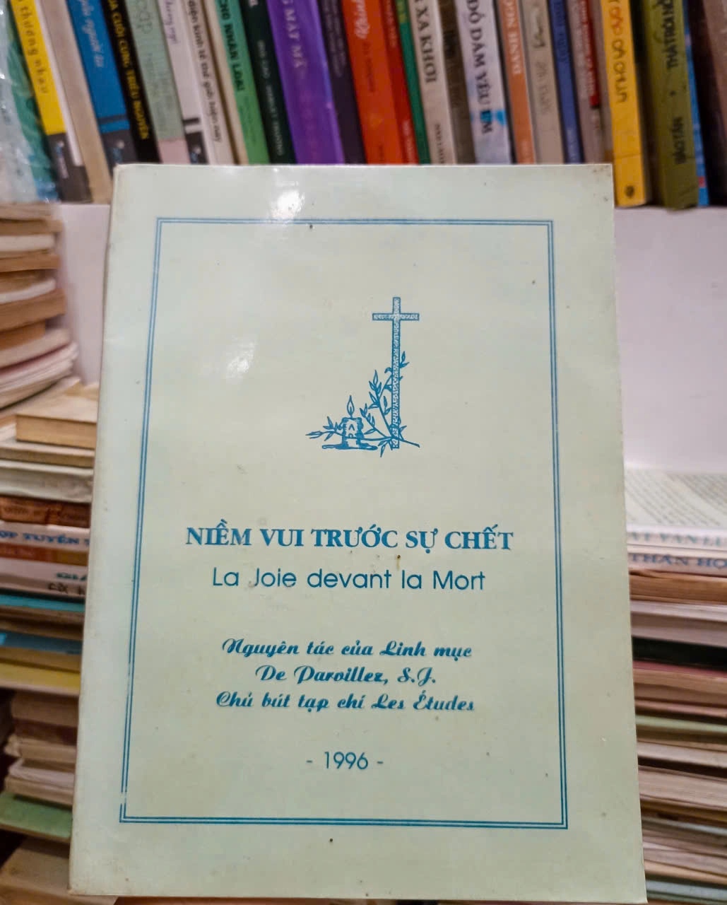 Niềm vui trước sự chết by  - Sách Book Cover - Ngọc Hiển Books