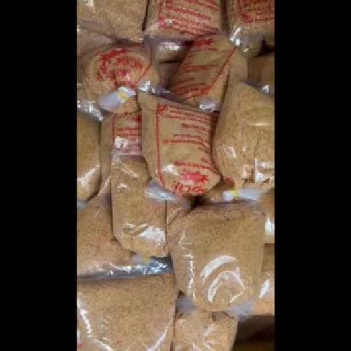 Muối tây ninh tỏi ớt ,cây vừa ngọt mặn vừa đủ ,1 bịch 500g  354822