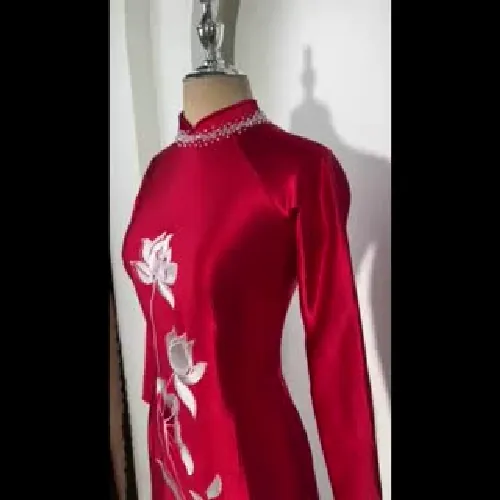 Áo dài mẹ sui, chất vải lụa ruby thêu hoa sen  700526