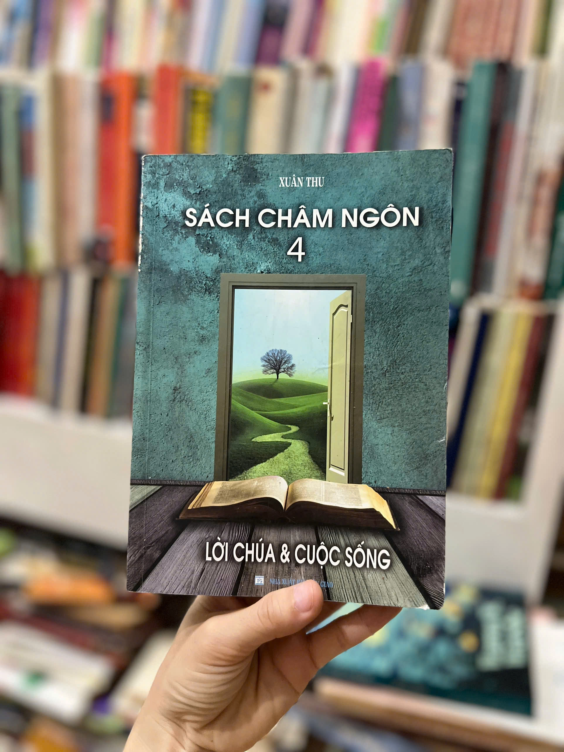 Sách Châm Ngôn - Tập 4 by  - Sách Book Cover - Ngọc Hiển Books