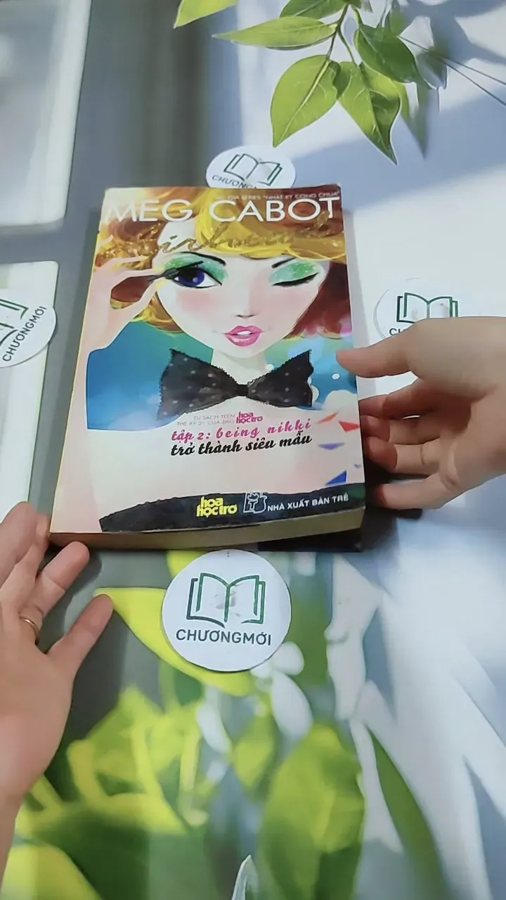 Airhead 2: Being Nikki Trở Thành Siêu Mẫu - Meg Cabot 744772