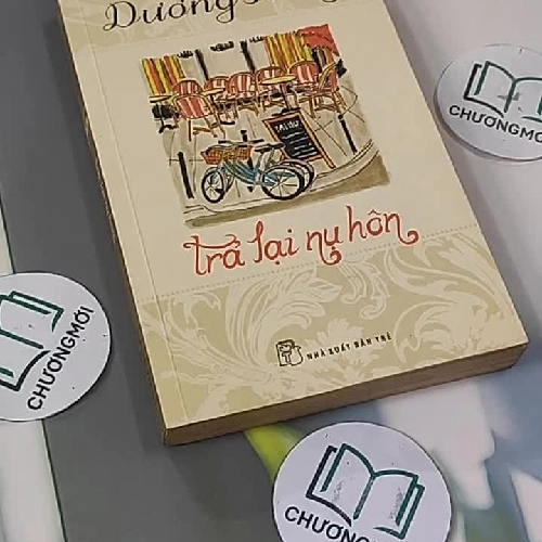 Trả Lại Nụ Hôn - Dương Thụy