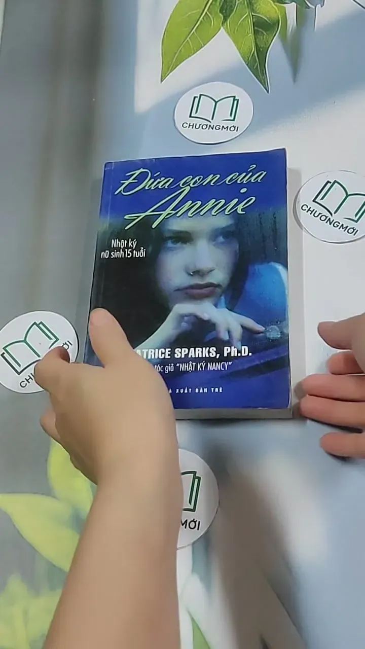 Đứa con của Annie: Nhật ký nữ sinh 15 tuổi - Patricia Spacks 698631