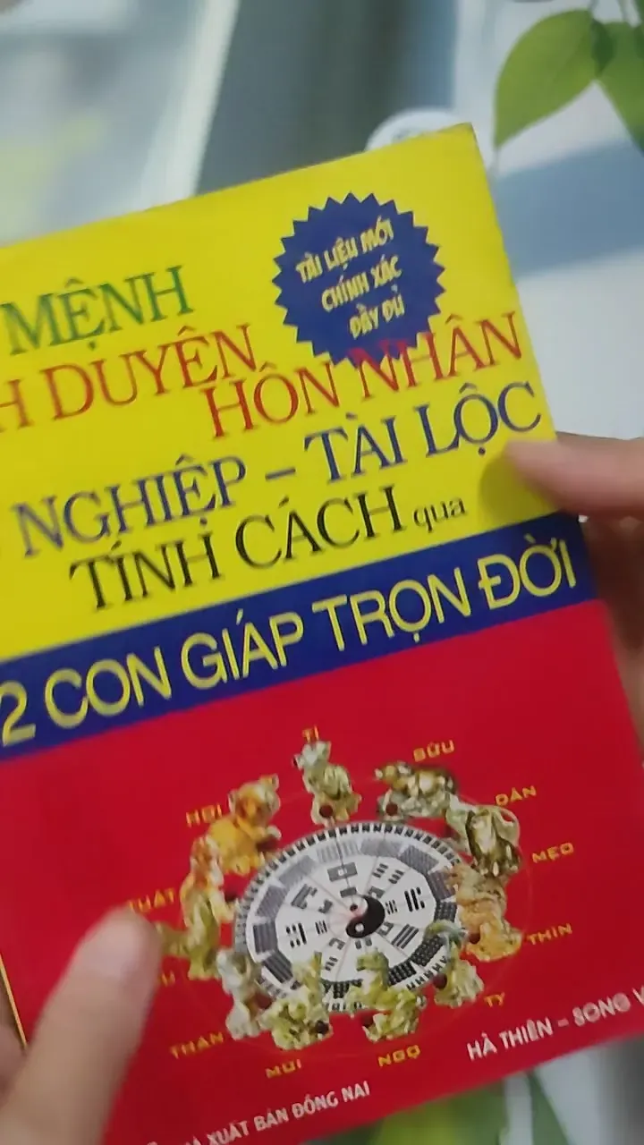 Vận Mệnh Tình Duyên Hôn Nhân Sự Nghiệp Tài Lộc Tính Cách Qua 12 Con Giáp Trọn Đời - Hà Th 727385