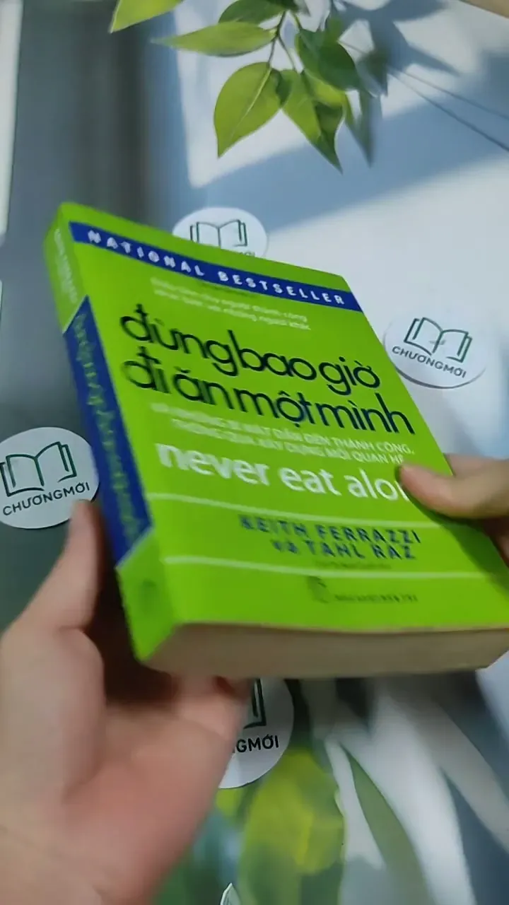 Đừng Bao Giờ Đi Ăn Một Mình 705698