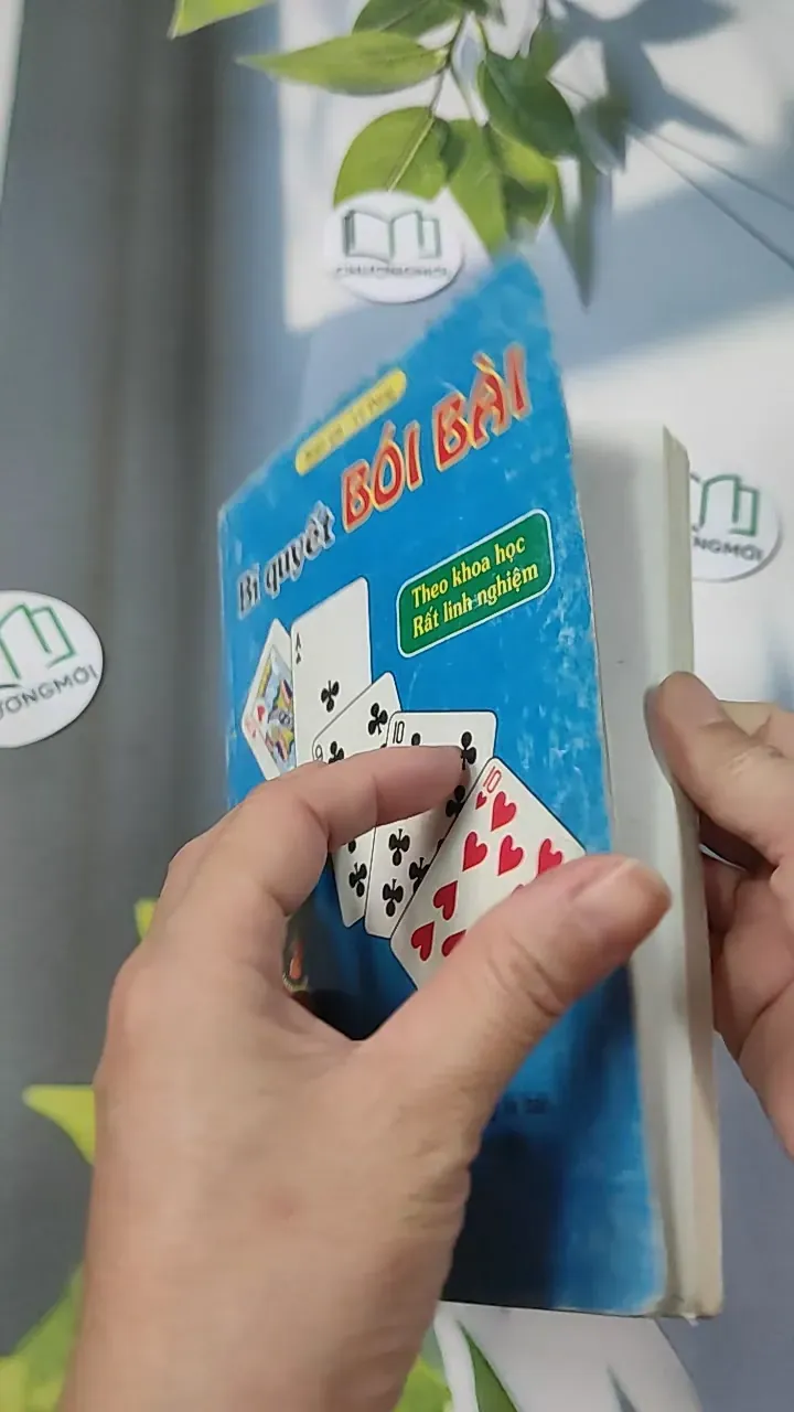 Bí Quyết Bói Bài - Lê Đang 775996