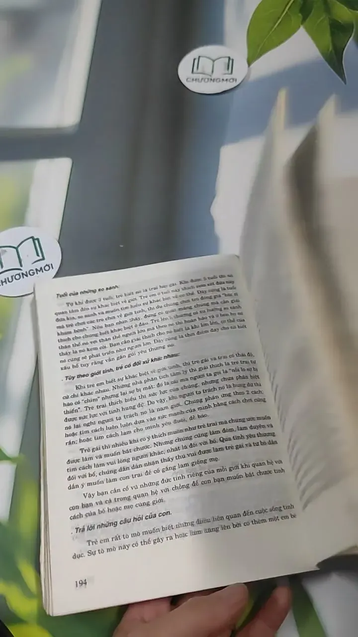 Những Điều Cần Biết Cho Các Cặp Vợ Chồng Trẻ - Nuôi Trẻ Từ Sơ Sinh Đến 12 Tuổi - BS. Lê T 727350