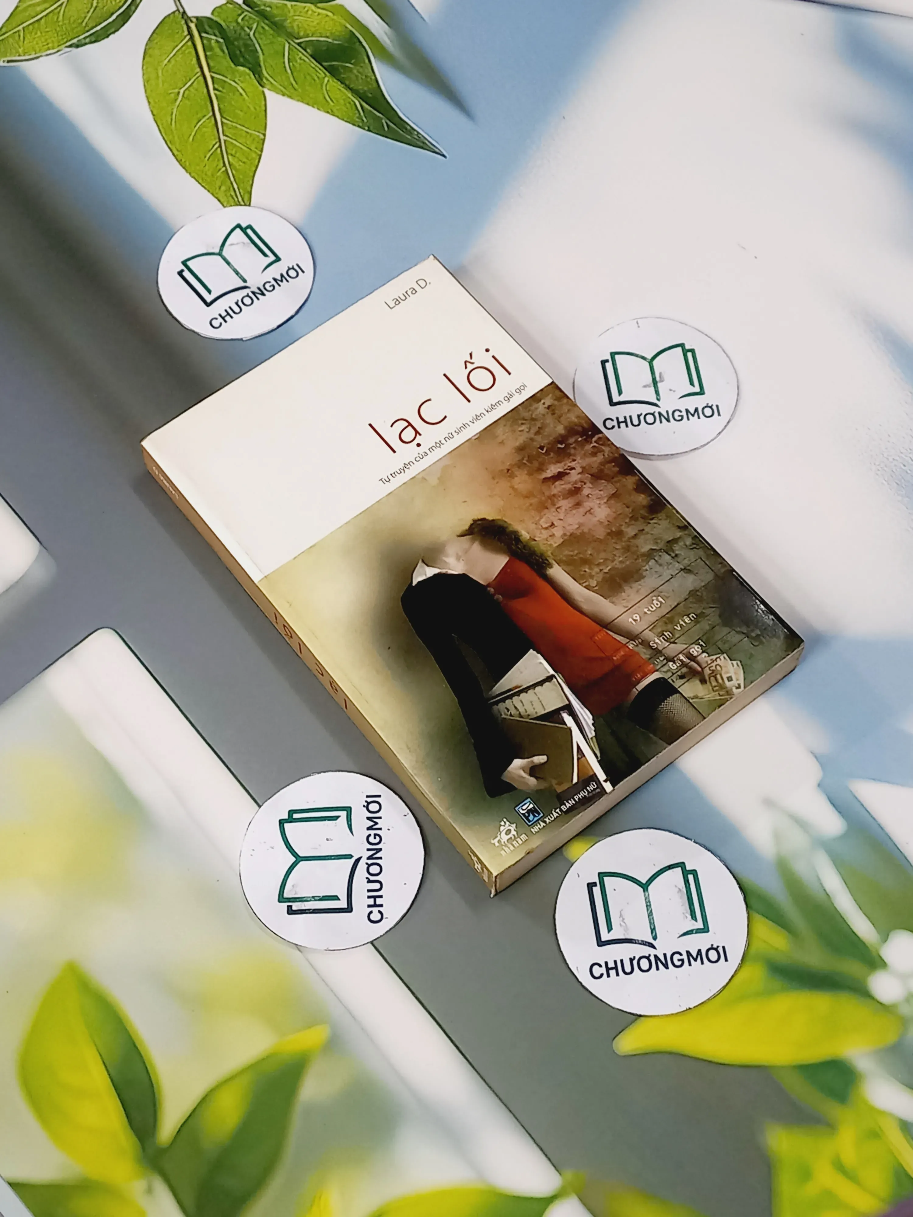 Lạc Lối - Laura D.